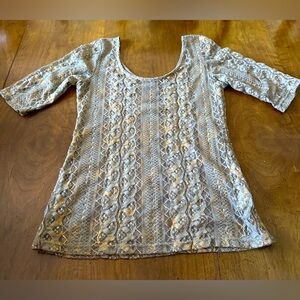 Ladies short sleeve lace top. Beautiful taupe and bronze delicate shirt.